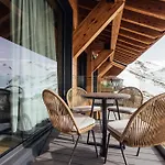 Arttysur Lux - 4 Bdrm In