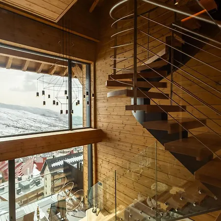 Arttysur Lux - 4 Bdrm In