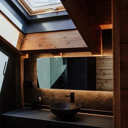 Arttysur Lux - 4 Bdrm In *