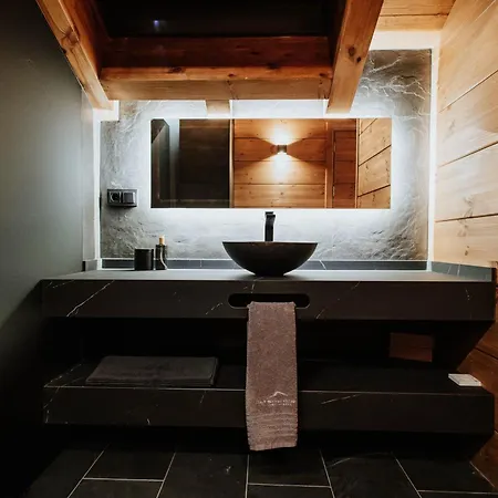 Arttysur Lux - 4 Bdrm In *