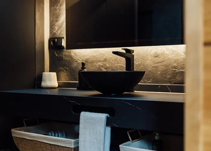 Arttysur Lux - 4 Bdrm In * Sierra Nevada