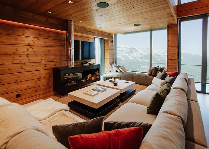 Arttysur Lux - 4 Bdrm In