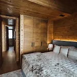 Arttysur Lux - 4 Bdrm In Sierra Nevada