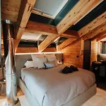Apartment Arttysur Lux - 4 Bdrm In *