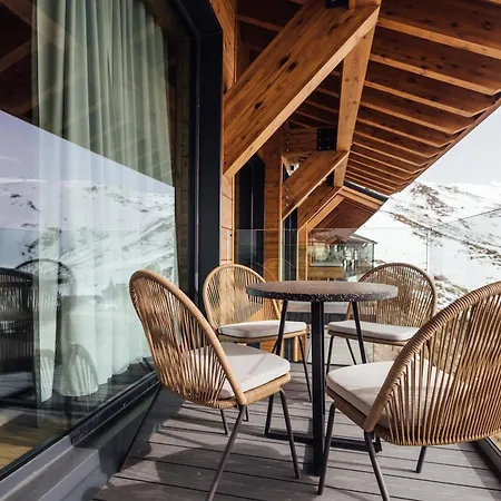 Arttysur Lux - 4 Bdrm In