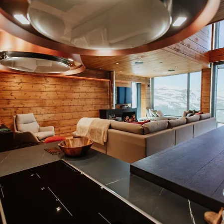 Arttysur Lux - 4 Bdrm In *