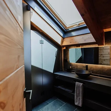 Arttysur Lux - 4 Bdrm In Daire *