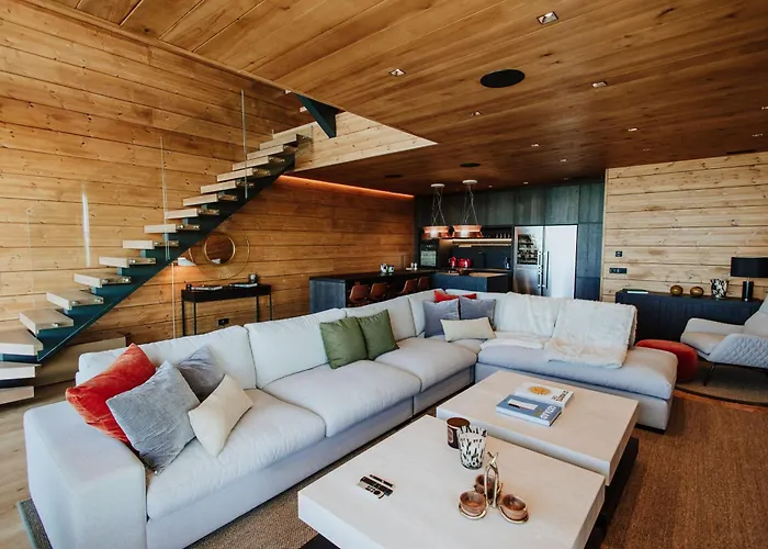 Arttysur Lux - 4 Bdrm In *