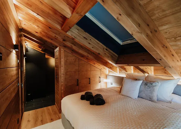 Arttysur Lux - 4 Bdrm In 公寓